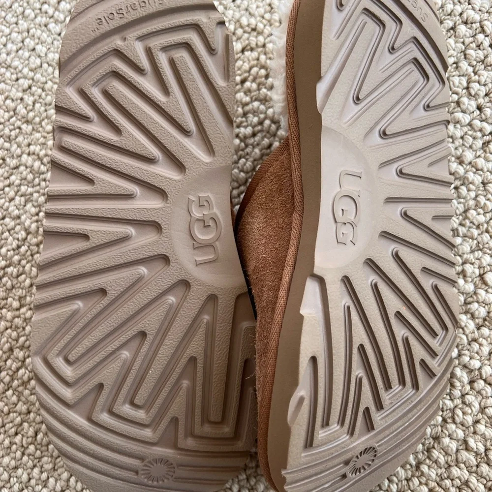 UGG Kids Brown Slippers - Picture 2 of 2